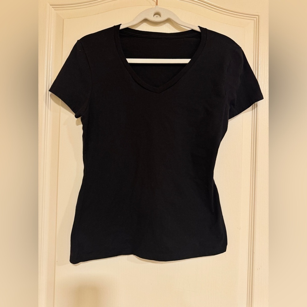 Black v neck t shirt​​​​​